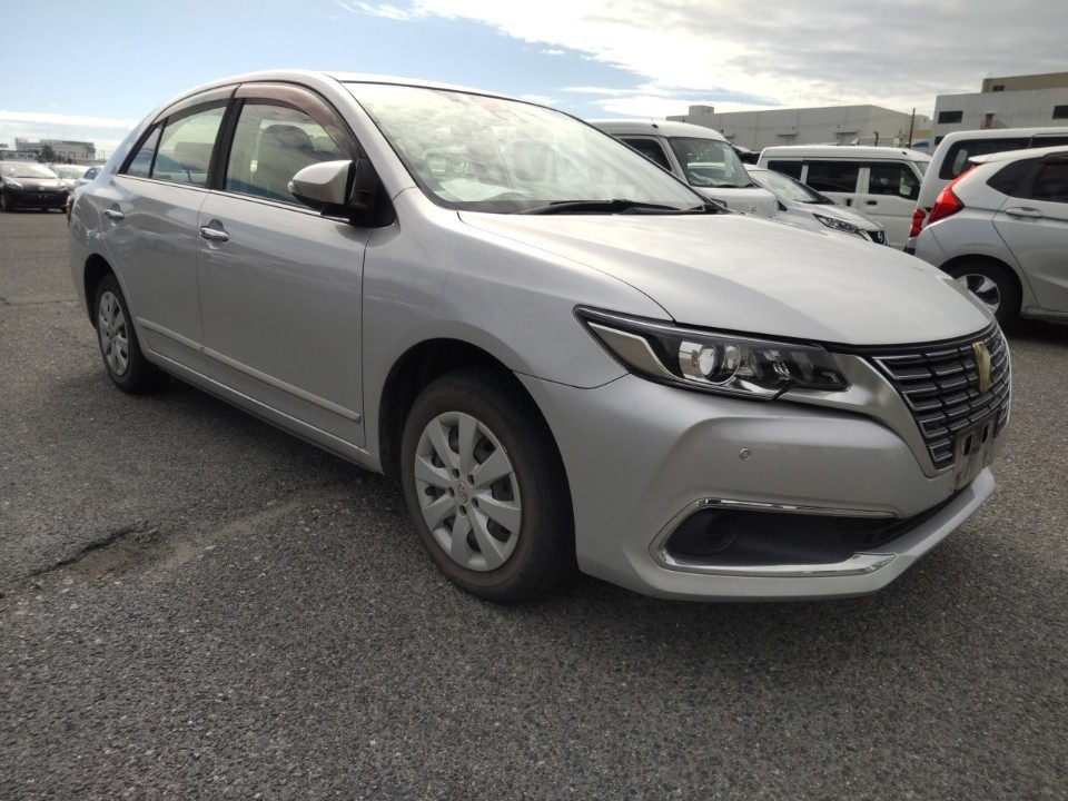 Toyota Premio FL Package 2019